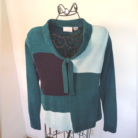 CB Collection Buttery Soft Teal Blue Scoop Neck Sweater Petite Large - Picture 1 of 11